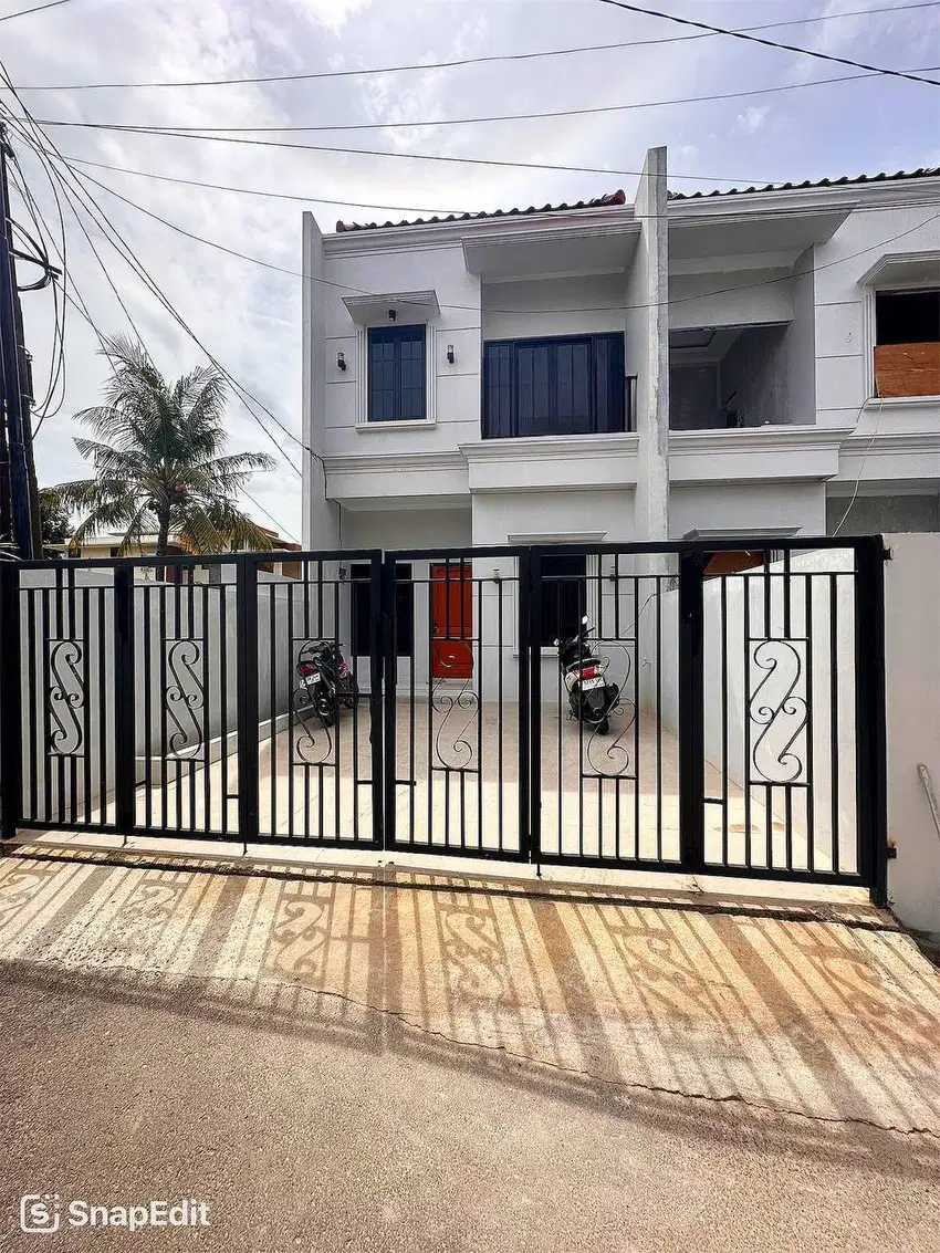 Dijual Rumah Siap Huni Non Cluster Bergaya American Classic Di Munjul