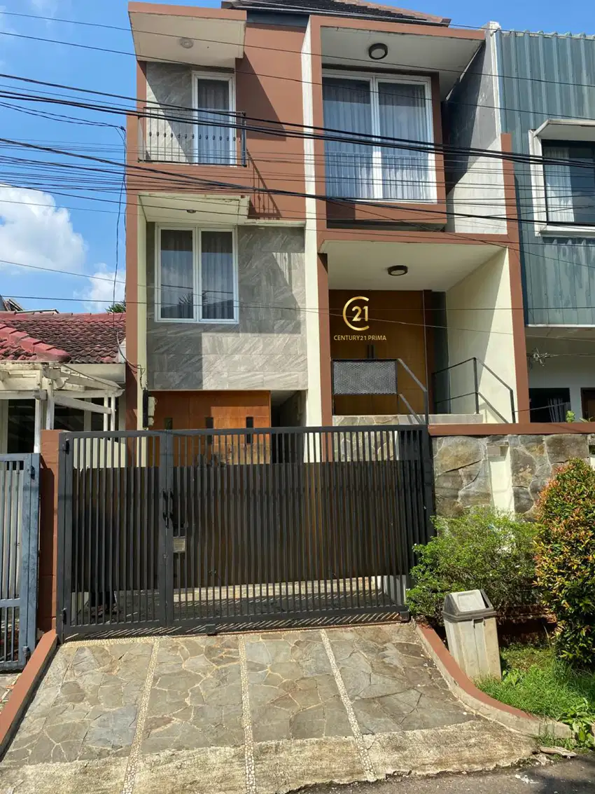 Dijual Cepat Rumah Sudah Renovasi Split Level Di Pondok Indah Jaksel