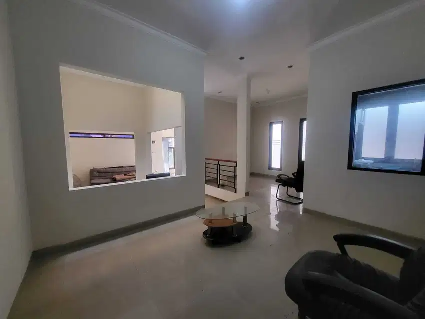 Disewa Rumah Luas 134m2 Kamar Tidur 3+1, Siap Huni, Cicaheum, Bandung