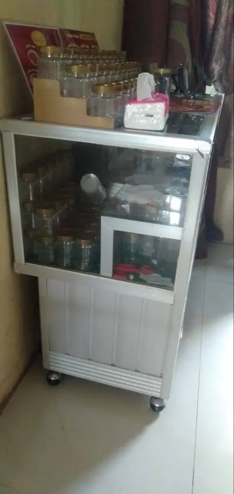 jual etalase hp dan kartu