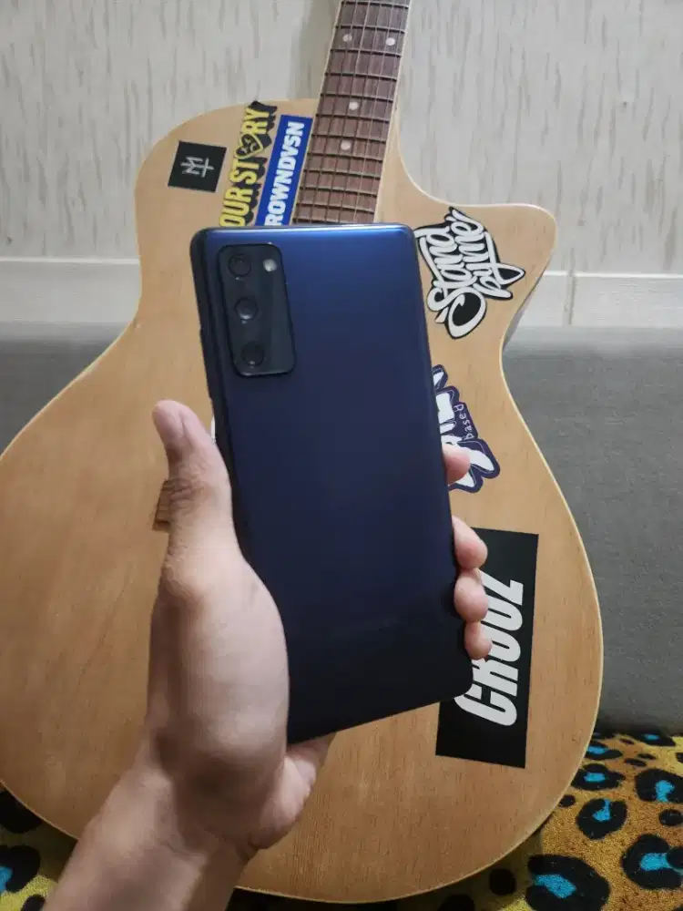 Samsung Galaxy S20 FE 8/128GB No Minus Sein Indonesia