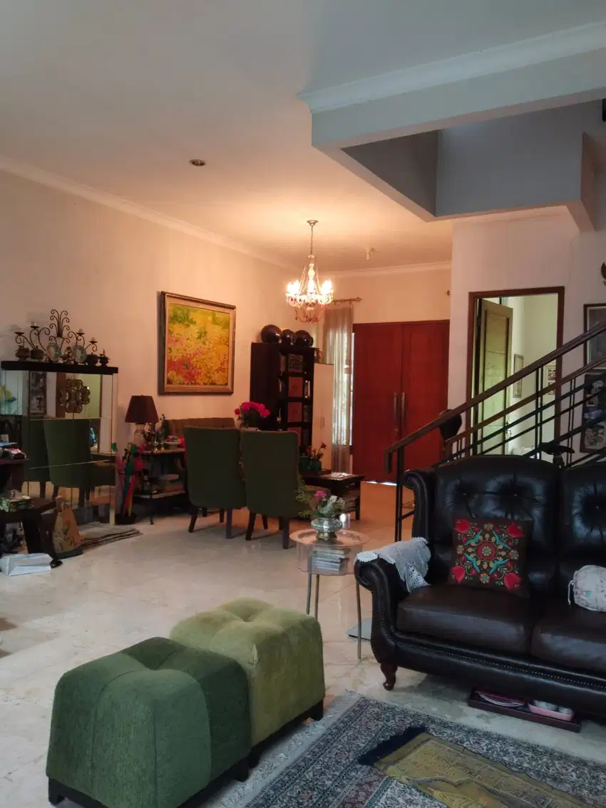 Rumah Sangat Strategis di Kebayoran Townhouse Jaksel