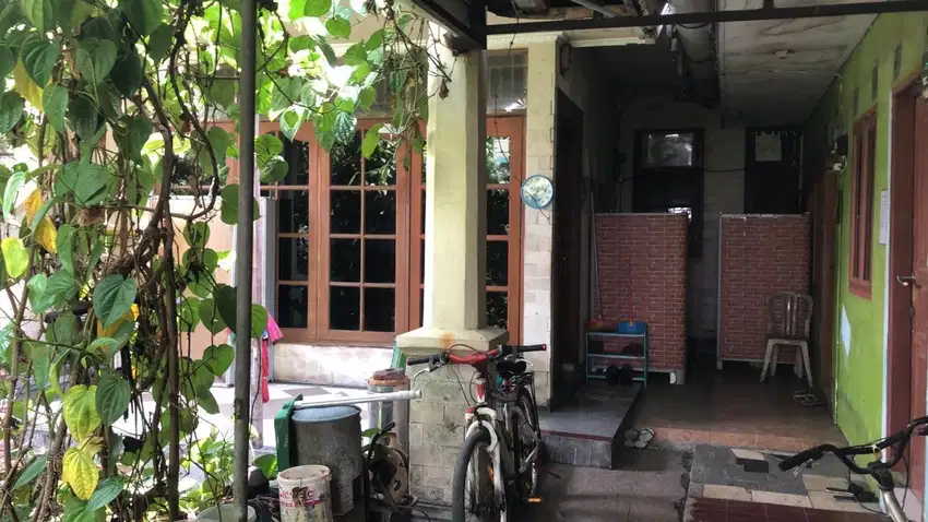 Rumah Utama + Kontrakan 5 Pintu Strategis Samping Bandara Soetta