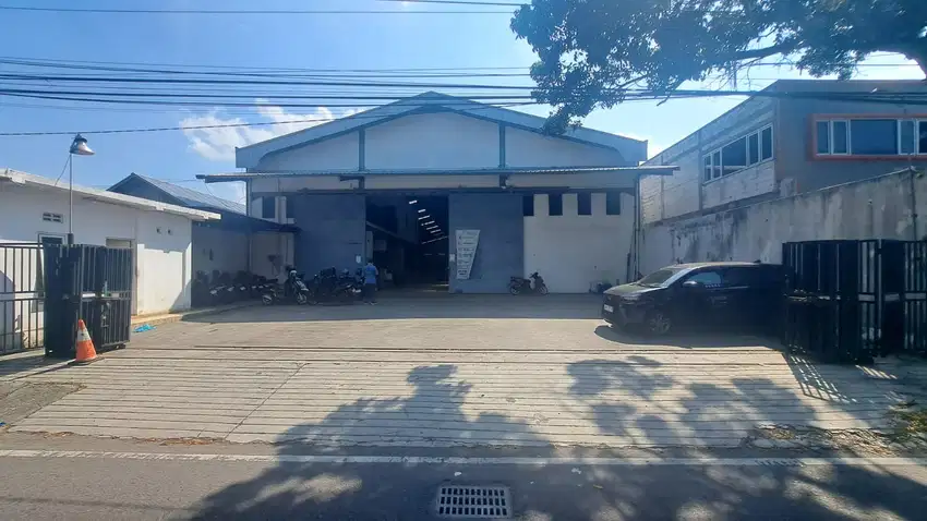 Gudang Strategis Jl Ringroad Selatan Dkt JEC Banguntapan Bantul