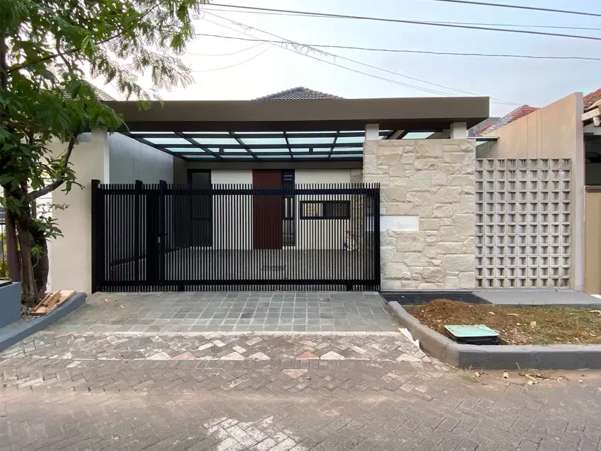 Rumah Tropis Minimalis Baru Konsep Villa di Jeruk Pondok Chandra