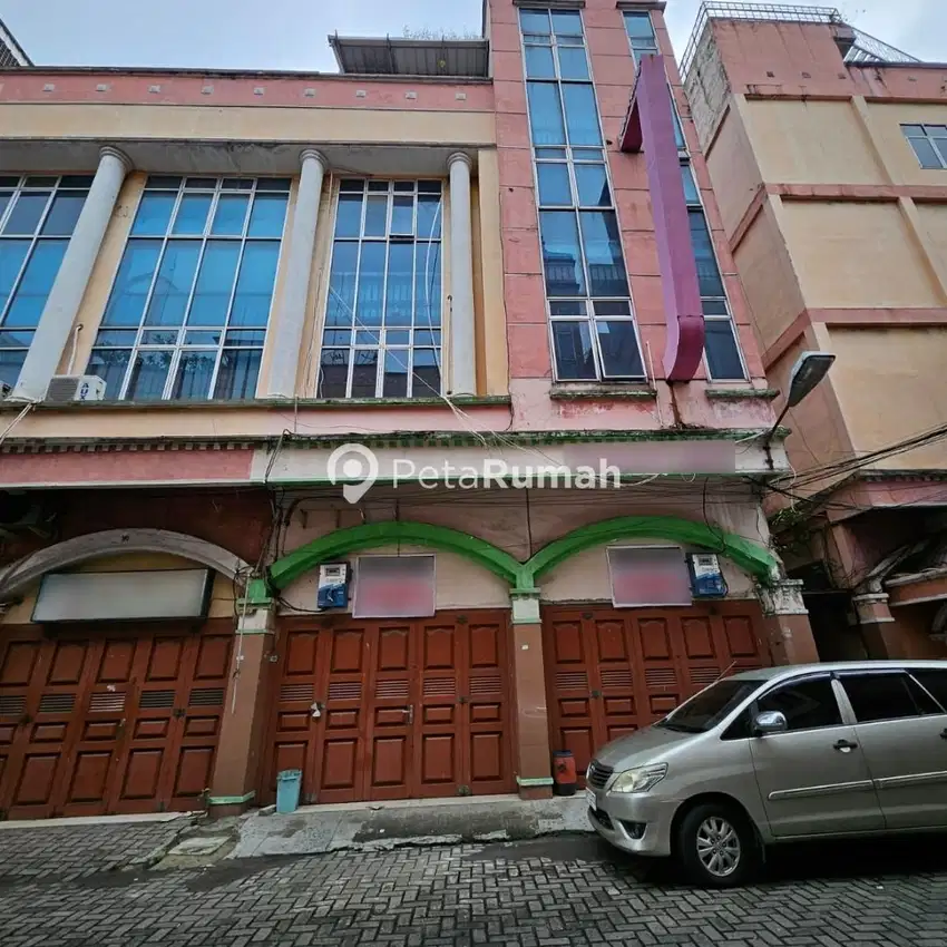 RUKO JL BRIGJEND KATAMSO KOMPLEK ISTANA BISNIS CENTER - MEDAN
