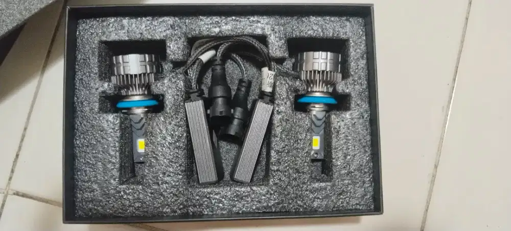 Dijual lampu Headlamp/High beam H11, dll.