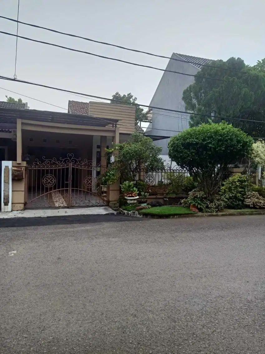 Rumah Minimalis 2+1 KT di Gretta Residence Komp Graha Bintaro
