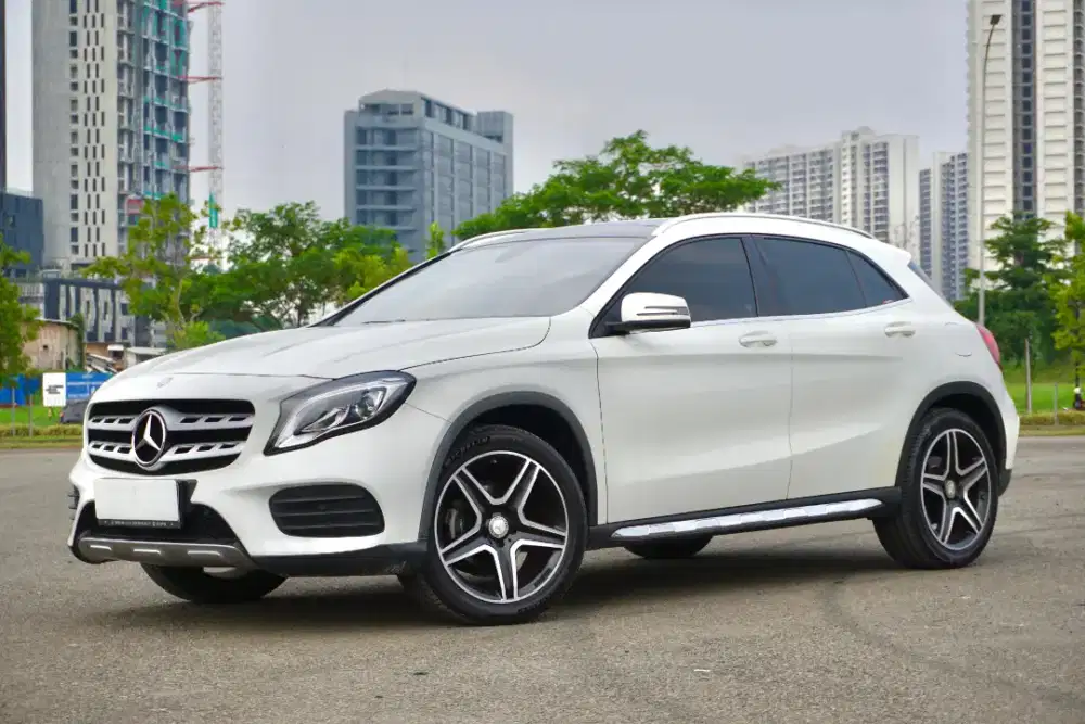 Mercedes-Benz GLA200 
X156 AMG Facelift CBU 2017 / 2018