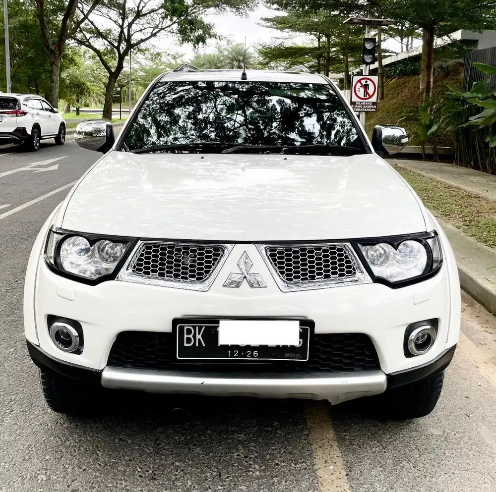 TDP 32JT! Mitsubishi PAJERO SPORT 2.5 DAKAR AUTOMATIC 2012 Fortuner