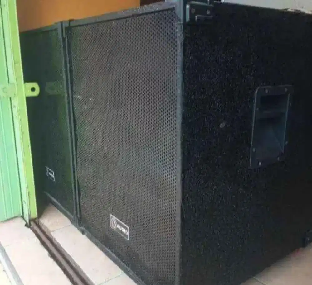 Speaker Aktif Subwoofer 18 Inch Sepasang