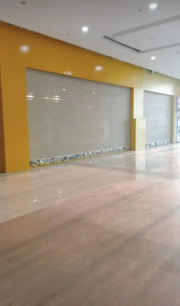 Rolling door folding gate kusen aluminium