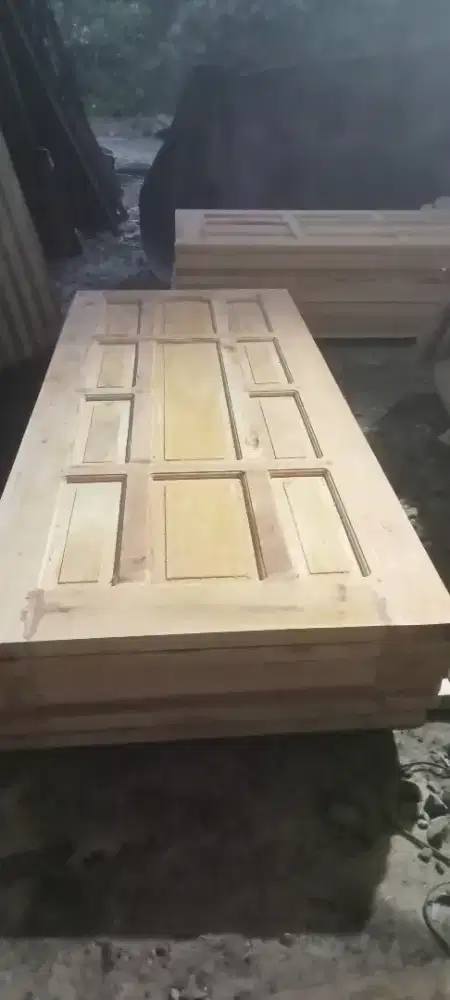 Jual daun pintu bahan kayu mahoni dan jati
