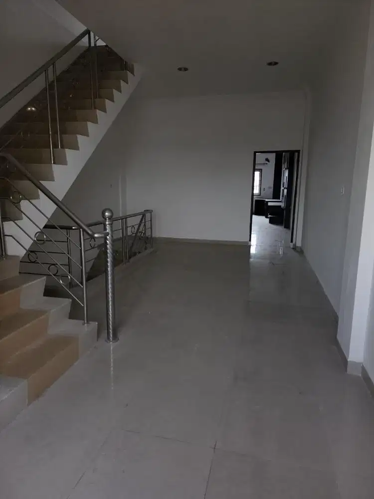 DiJual Ruko Pasar 3 Krakatau Medan (posisi hook) siap huni