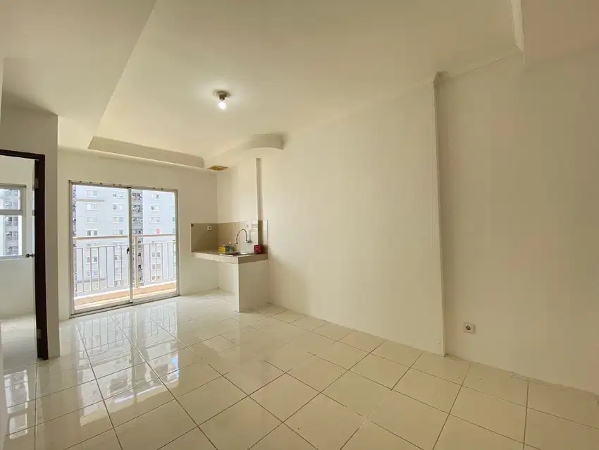 2 kamar unfurnish 2 AC Apt. Mediterania garden res 2 dekat Cp Tj Duren