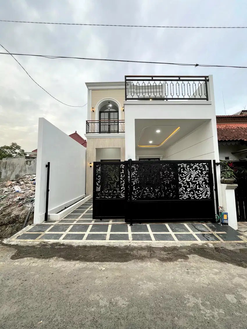 RUMAH MEWAH SIAP HUNI SULFAT KOTA MALANG