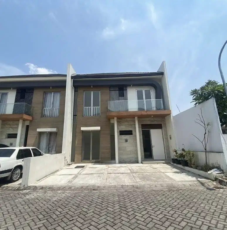 Dijual Cepat Rumah Bagus 2 Lt Greenland Residence Garbera