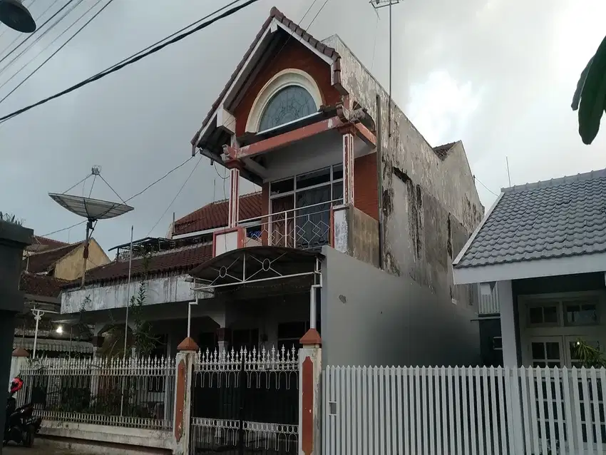 DIJUAL TANAH DAN BANGUNAN LELANG RUMAH HUNIAN DI JEMBER JAWA TIMUR