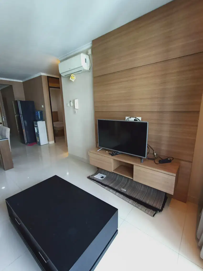 Spesialis apartement Hamptons park unit bagus