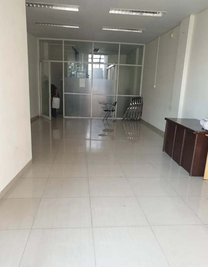 Jual ruko Pusat Kota Bandung jalan Supratman dekat Jalan Riau Bandung