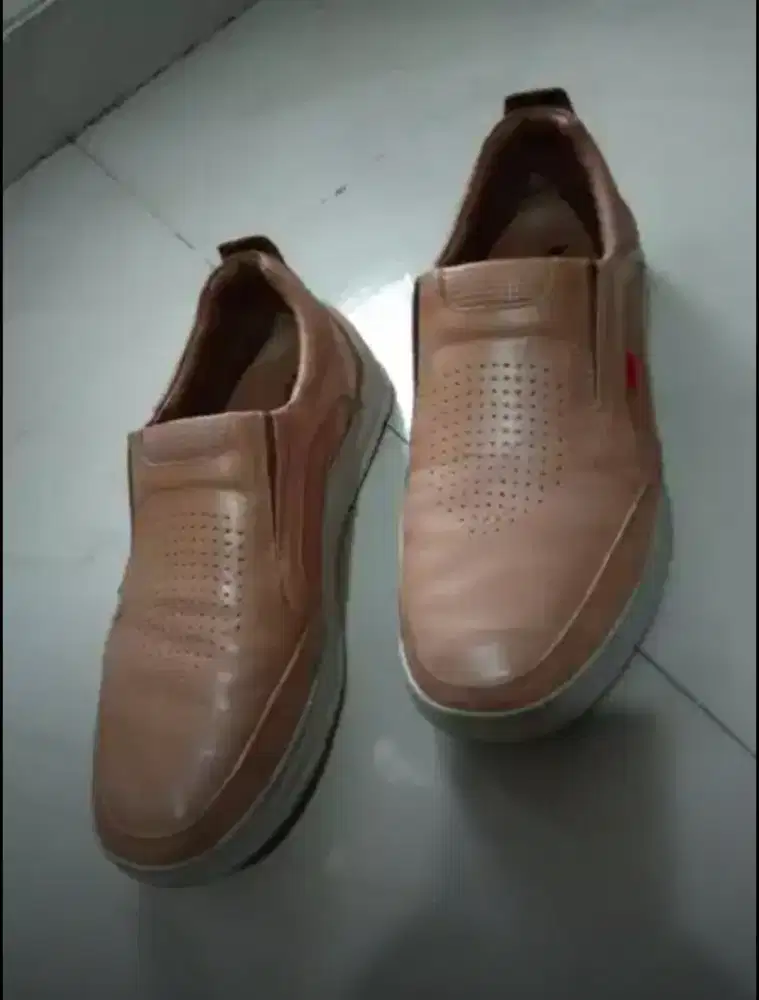 Dijual sepatu pria merk Kickers original