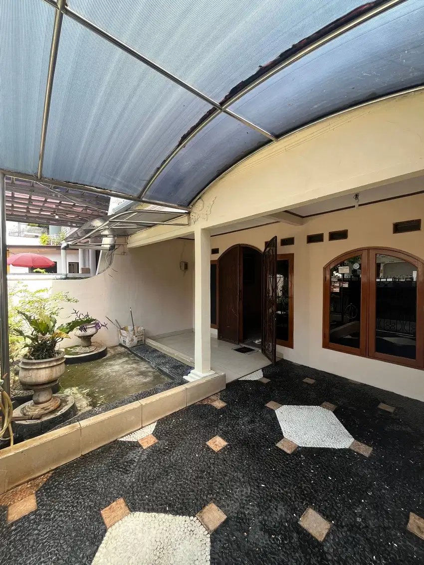Rumah Siap Huni Semi Furnished di Pondok Kelapa Duren Sawit Jakarta Ti