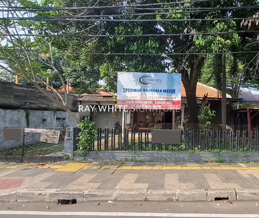 Dijual Rumah Lama Zona Komersil Cocok Untuk Pergudangan di Duren Sawit