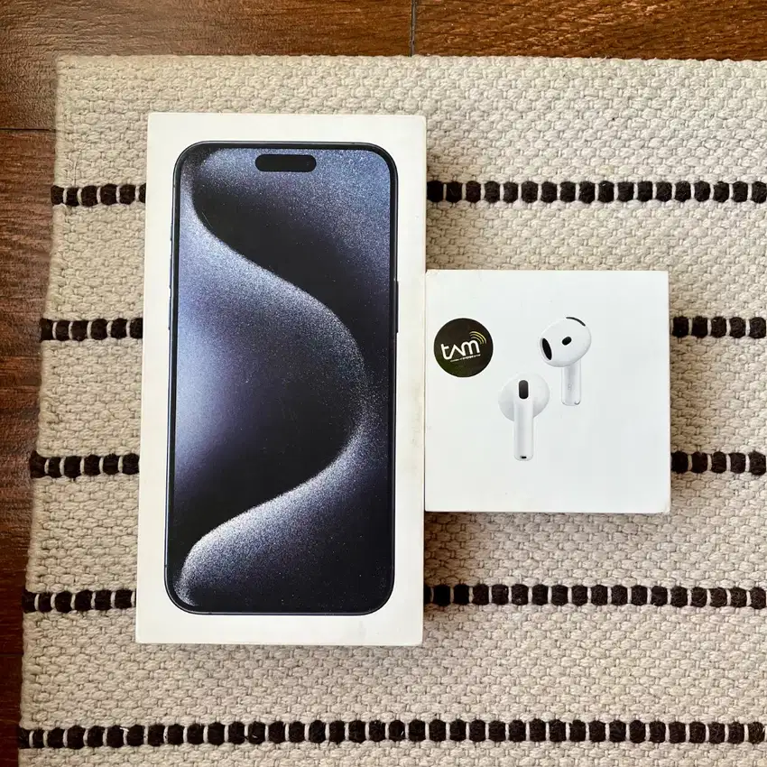 iPhone 15 Pro Max 256 GB iBox