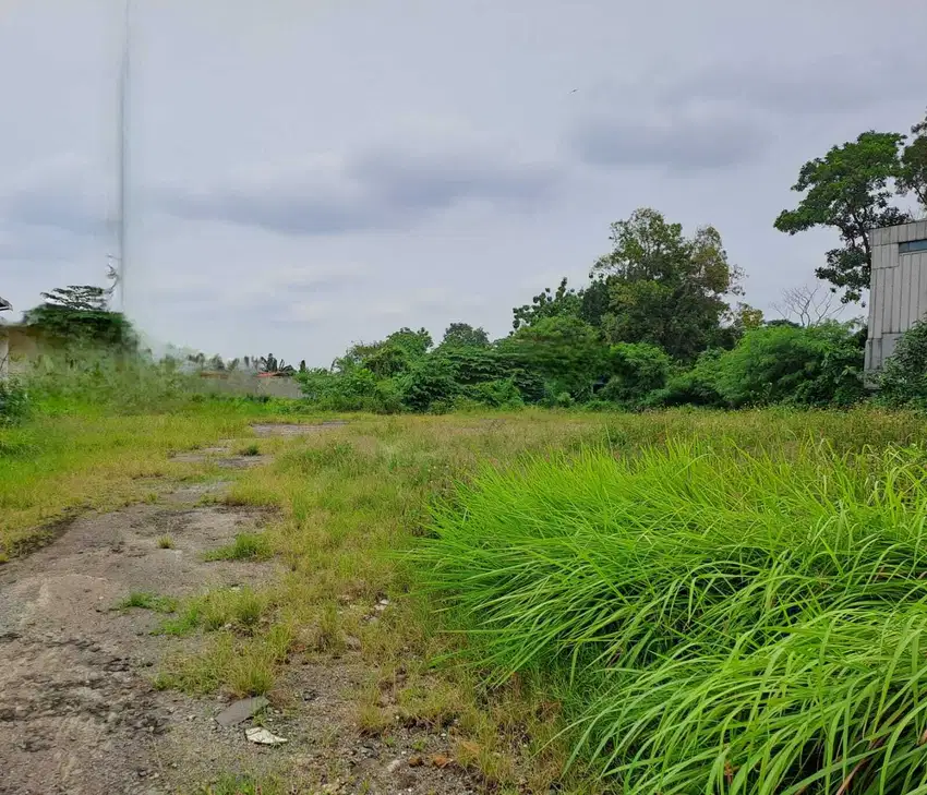 KAVLING  PINGGIR JALAN RAYA BUARAN - TANGSEL