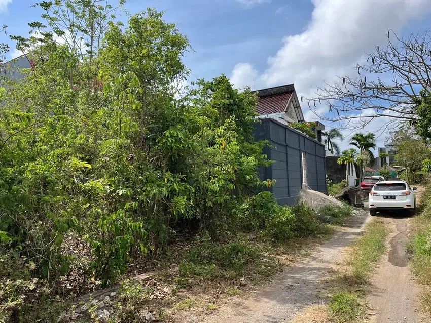 Dijual Tanah lokasi berada dilingkungan villa & perumahan elite mumbul