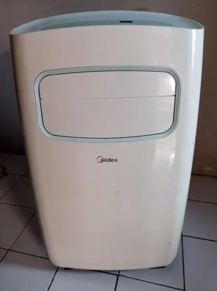 Dijual AC Portable Midea 1.0 pk Like New