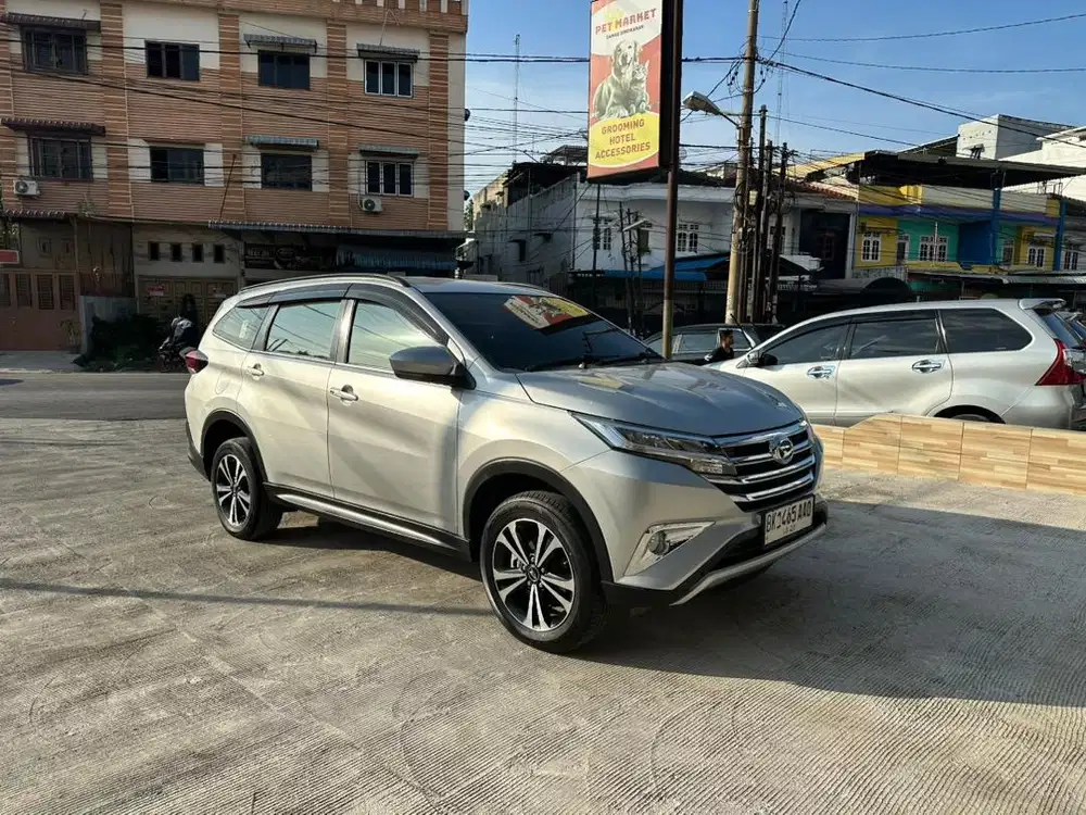 DAIHATSU TERIOS 1.5 R M/T 2019