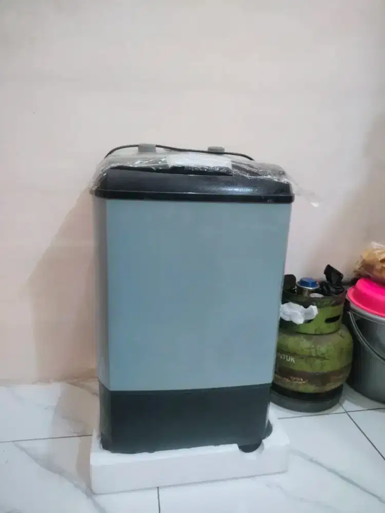 Mesin cuci portable