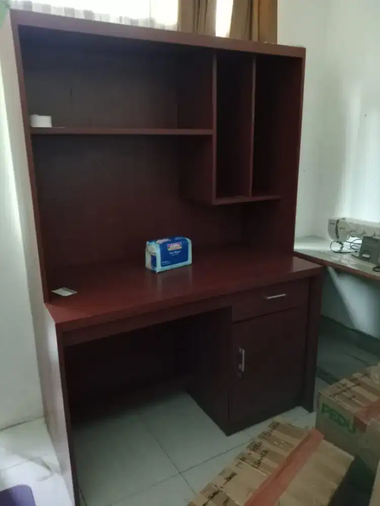 Di jual meja belajar anak / dewasa