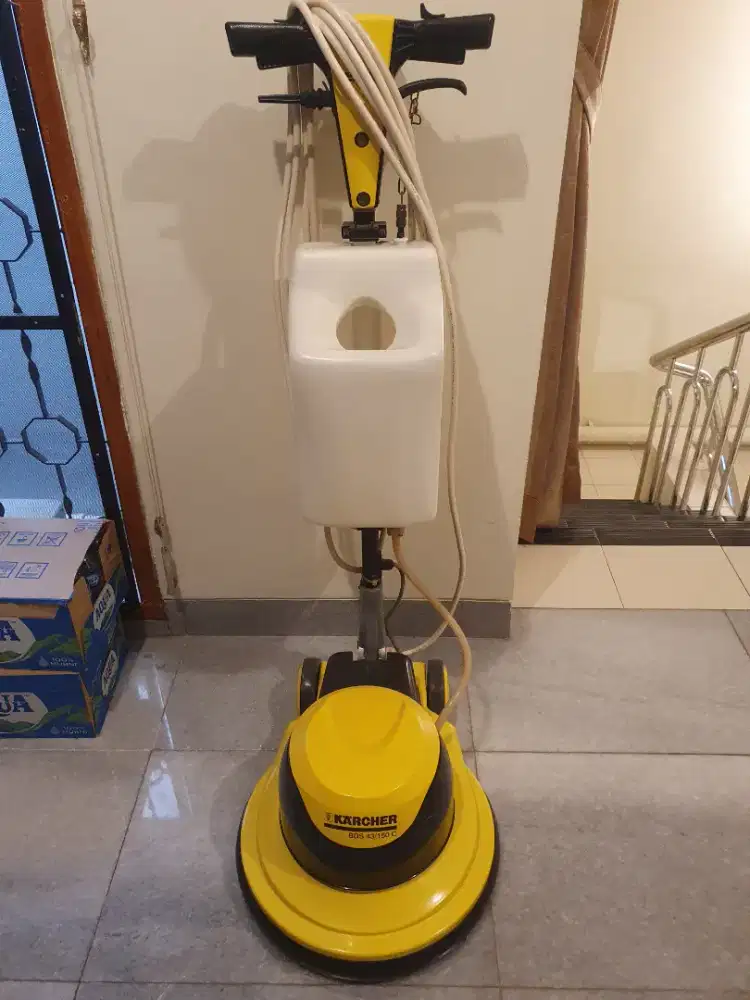 Mesin Poles Lantai KARCHER BDS 43/150 C