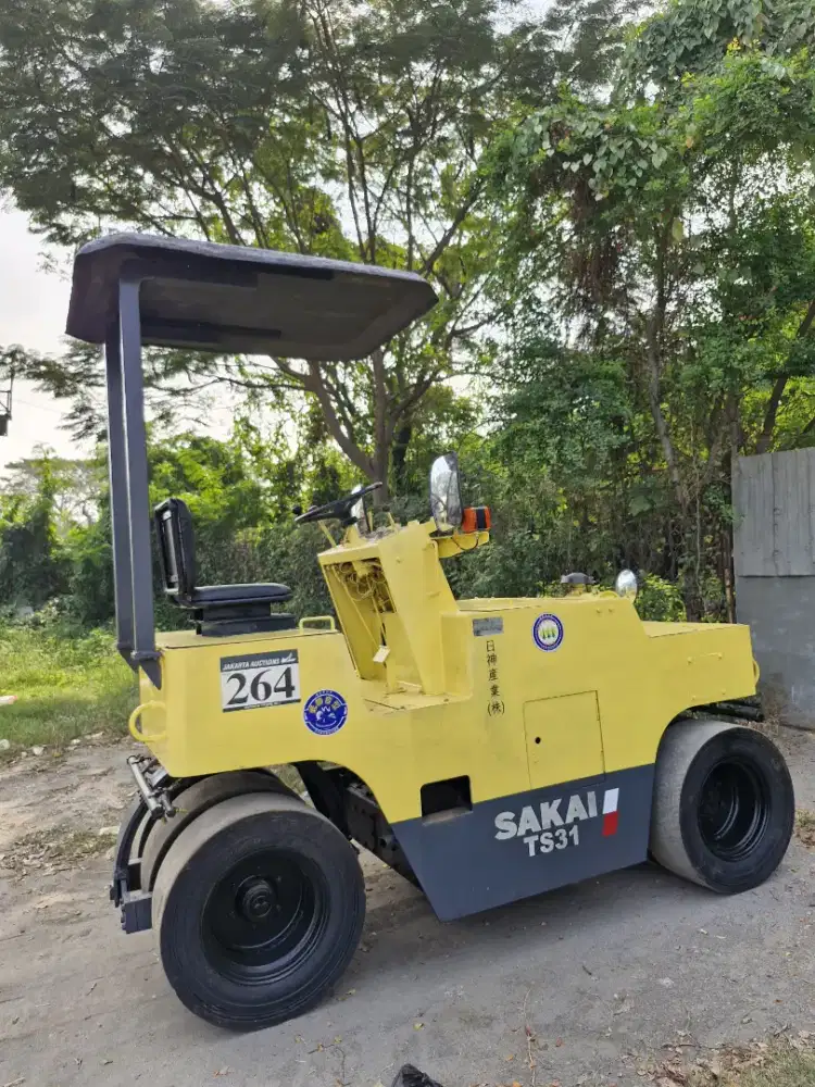 Tandem roller ts31 siap