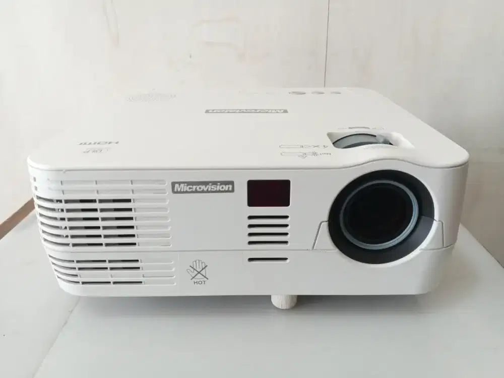 Proyektor microvision ms311 HDMI