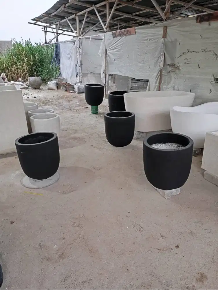 pot terrazzo cat hitam doff