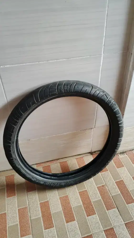 Dijual Ban Motor bekas Masih bagus murmer ajah!!!
