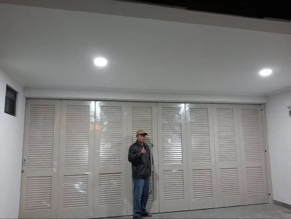 Pintu Besi Lipat Bandung Henderson Folding Gate Rolling Door Spesialis