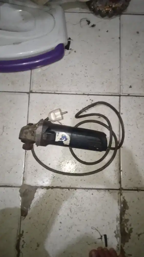 Dijual gerinda merk Bitek seken