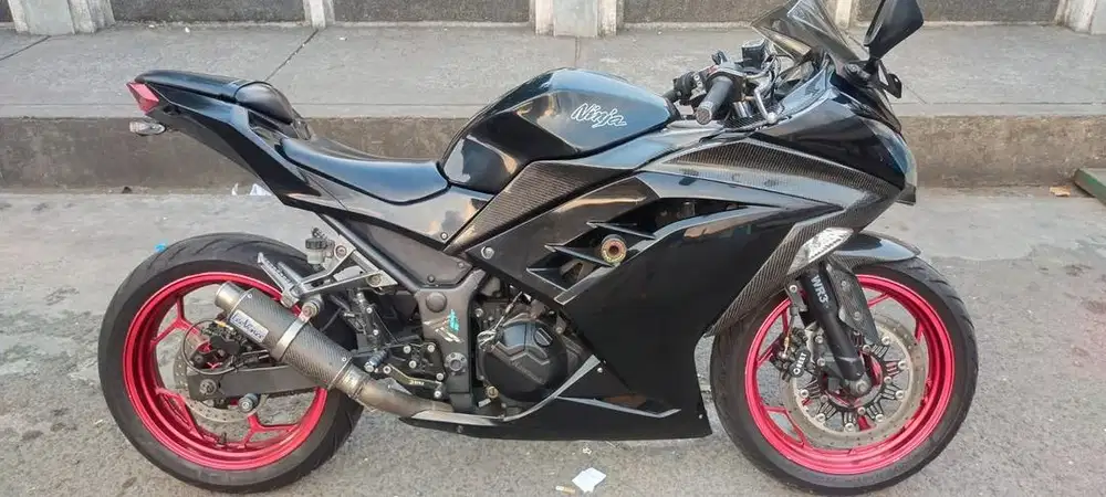 Ninja FI 250 cc mulus second