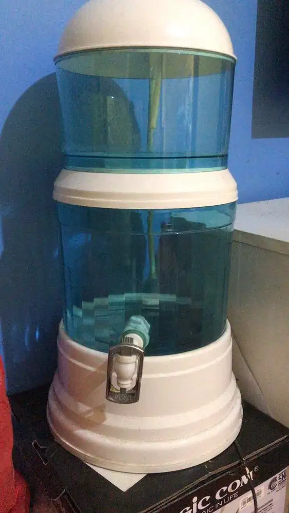 Dispenser air suling