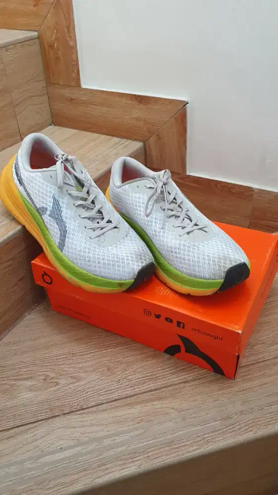 Sepatu Running Ortuseight Hyperblast 1.3