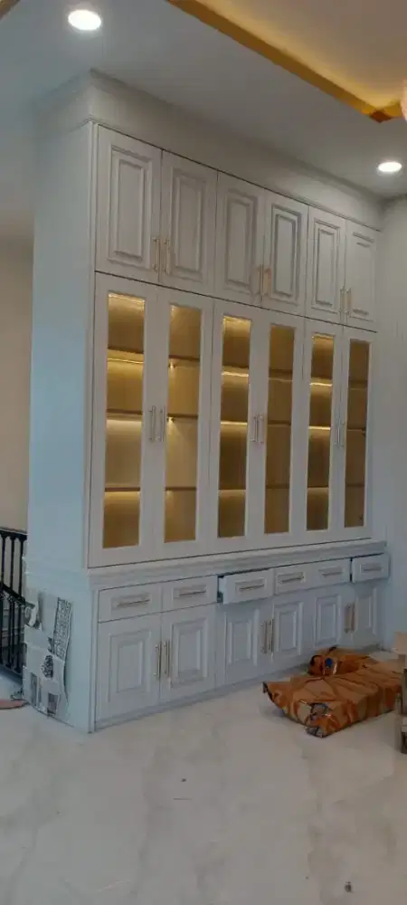 Lemari pakaian, Wardrobe, Walking kloset custom