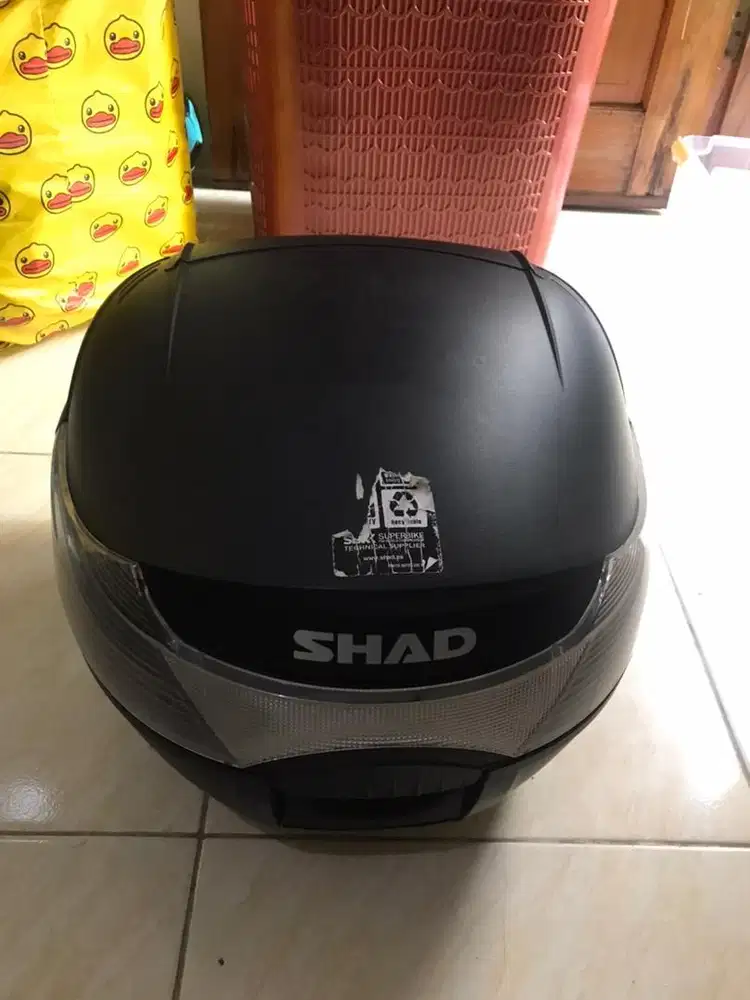 Box motor merk Shad - nego