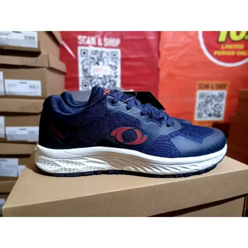 Sepatu Astec original size 43 44