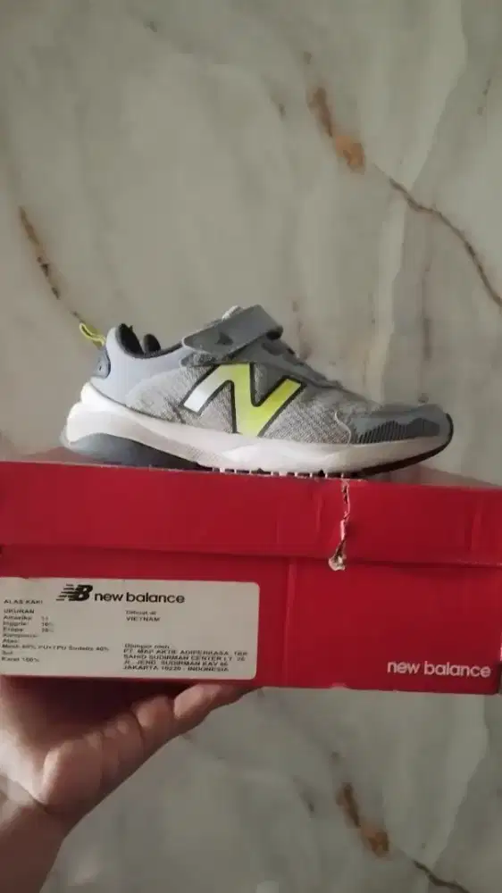 Sepatu new balance dynasoft kids