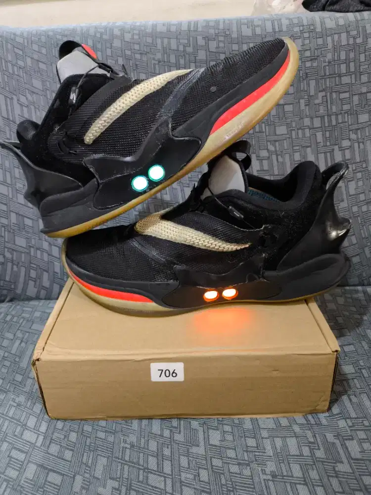 Sepatu Basket Badminton Tennis Volley Size Nike Adabt BB 2.0 Size 46