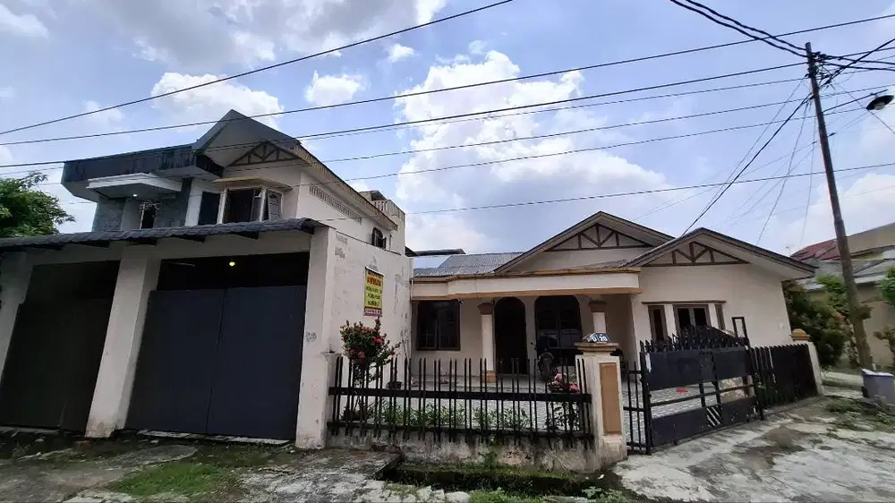 Dijual rumah hook di jip 1